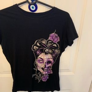 Used size large purple sugar skull lucky 13 shirt